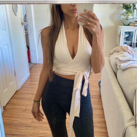 🪞 multi way wrap up silky top - Picture 2 of 9